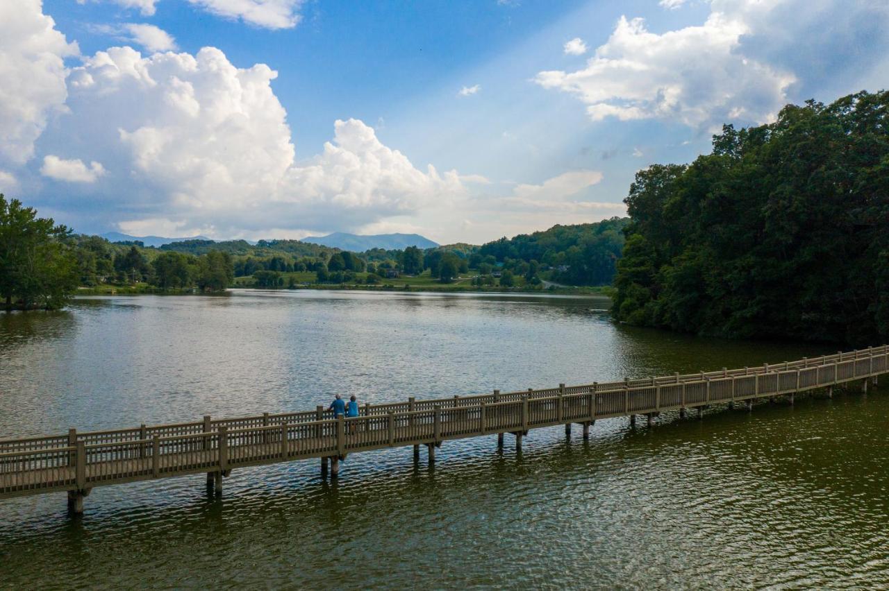 The Terrace Hotel At Lake Junaluska Exterior photo